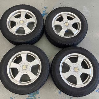 グッドイヤー(Goodyear)のトヨタアルファードスタッドレスタイヤホイル付205/65R16(タイヤ・ホイールセット)