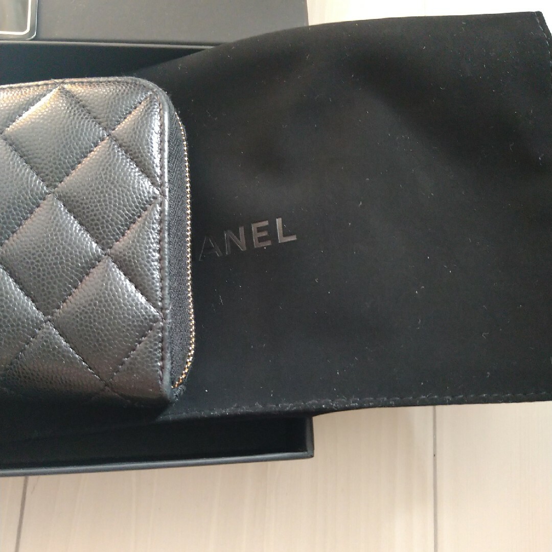 CHANEL(シャネル)のCHANEL長財布 レディースのファッション小物(財布)の商品写真