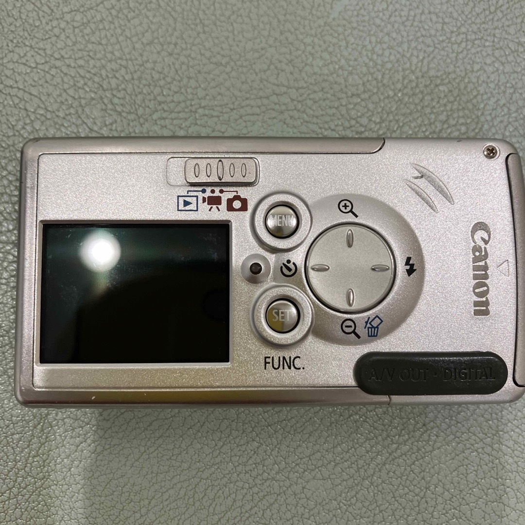 キャノン　IXY PC1060 スマホ/家電/カメラのカメラ(コンパクトデジタルカメラ)の商品写真