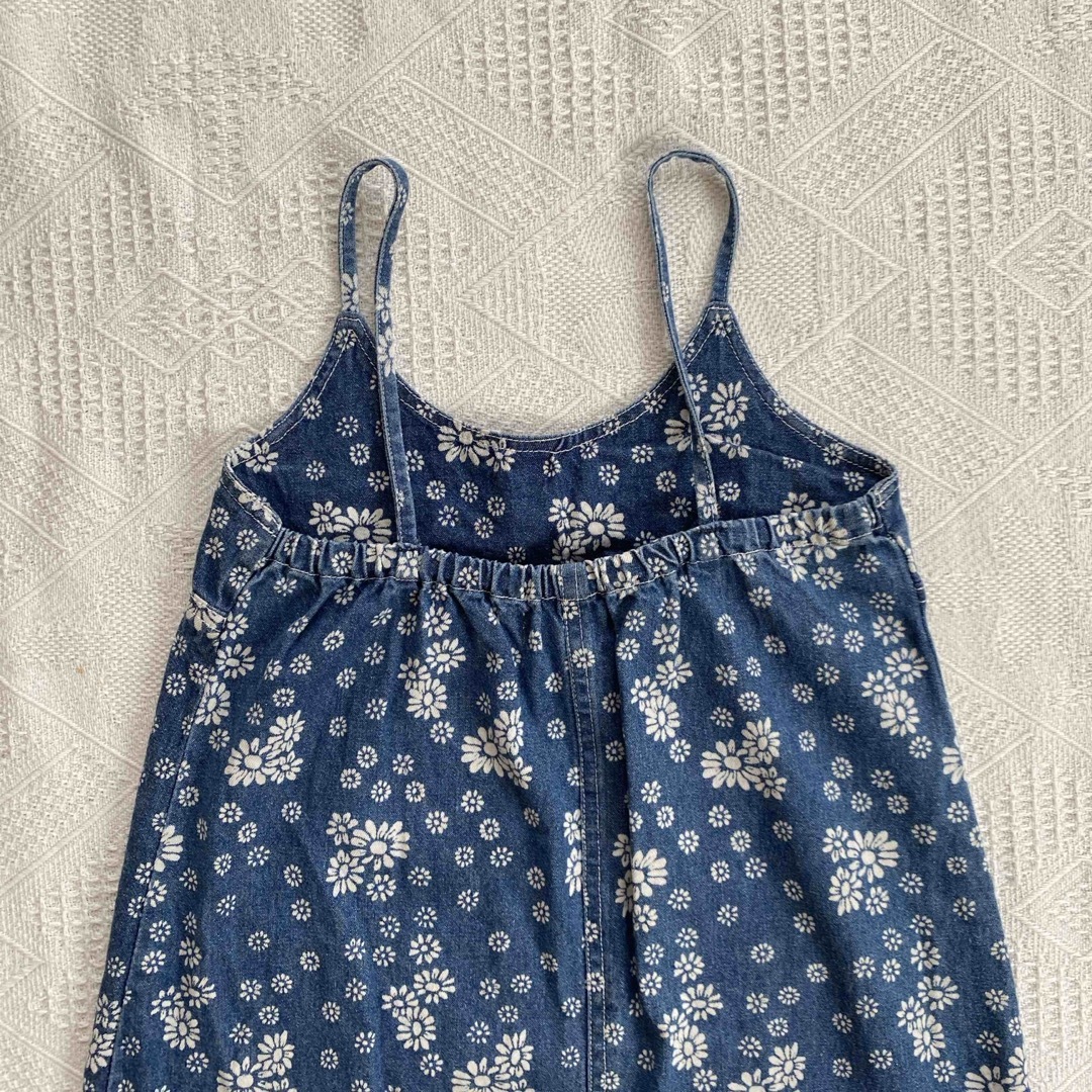 デニムワンピース　130cm キッズ/ベビー/マタニティのキッズ服女の子用(90cm~)(ワンピース)の商品写真