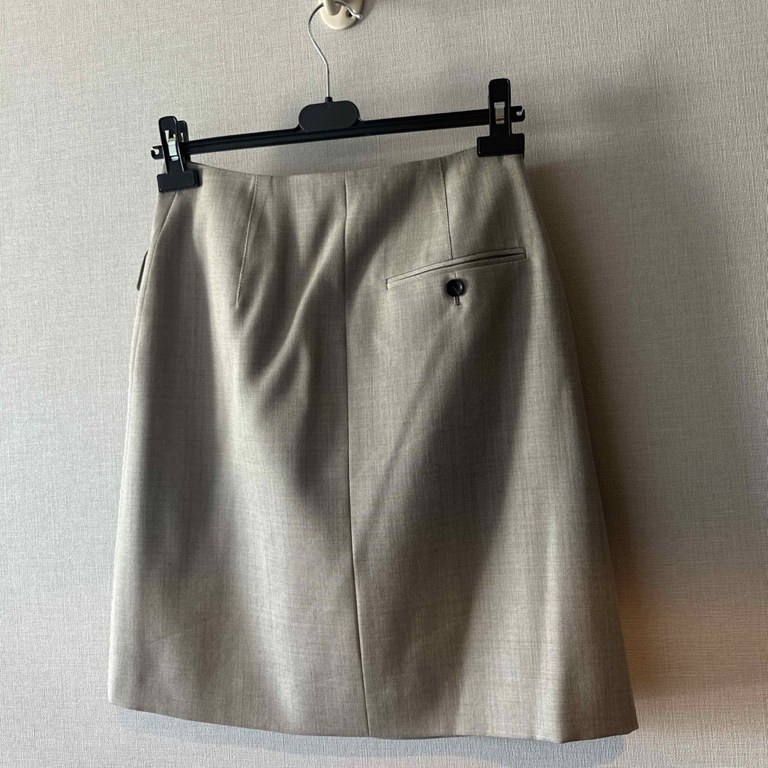LE CIEL BLEU(ルシェルブルー)のLe ciel bleu テーラードスカート　新品 レディースのスカート(ひざ丈スカート)の商品写真