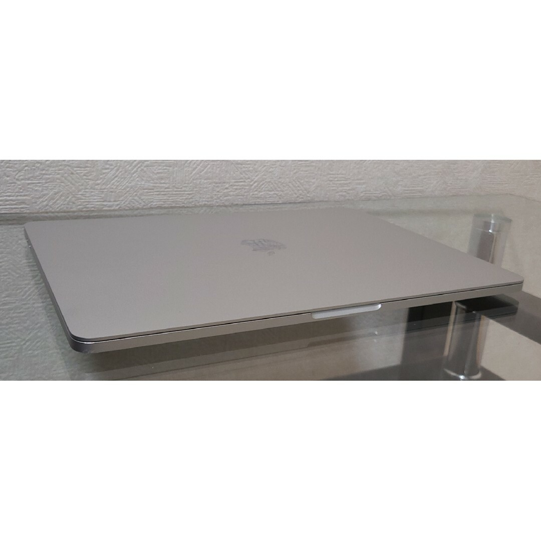 Mac (Apple)(マック)のMacBookPro 13-inch 2019 Two Thunderbolt スマホ/家電/カメラのPC/タブレット(ノートPC)の商品写真