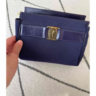 サルヴァトーレフェラガモ(Salvatore Ferragamo)のフェラガモ　ポーチ&crutchバッグ(クラッチバッグ)