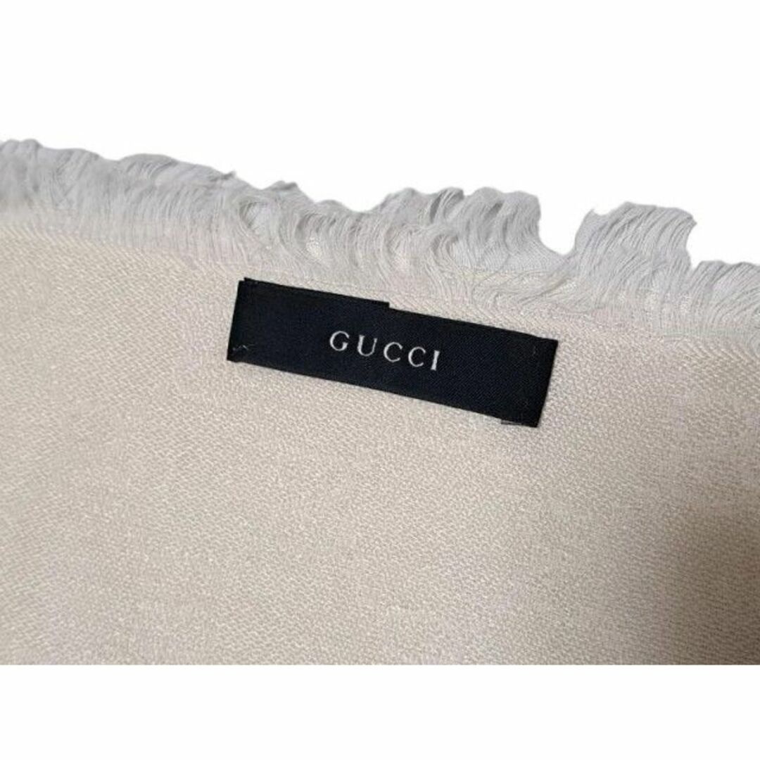 Gucci(グッチ)のグッチ ストール GG柄 シェリーライン ウェビングライン アイボリー GG レディースのファッション小物(マフラー/ショール)の商品写真