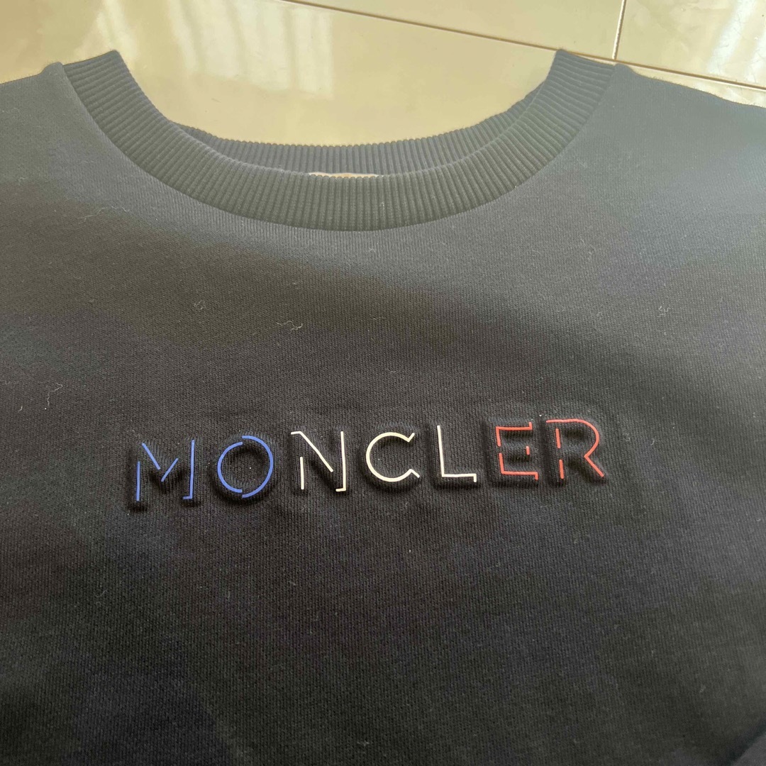 MONCLER(モンクレール)のモンクレール　トレーナー　レディース レディースのトップス(トレーナー/スウェット)の商品写真