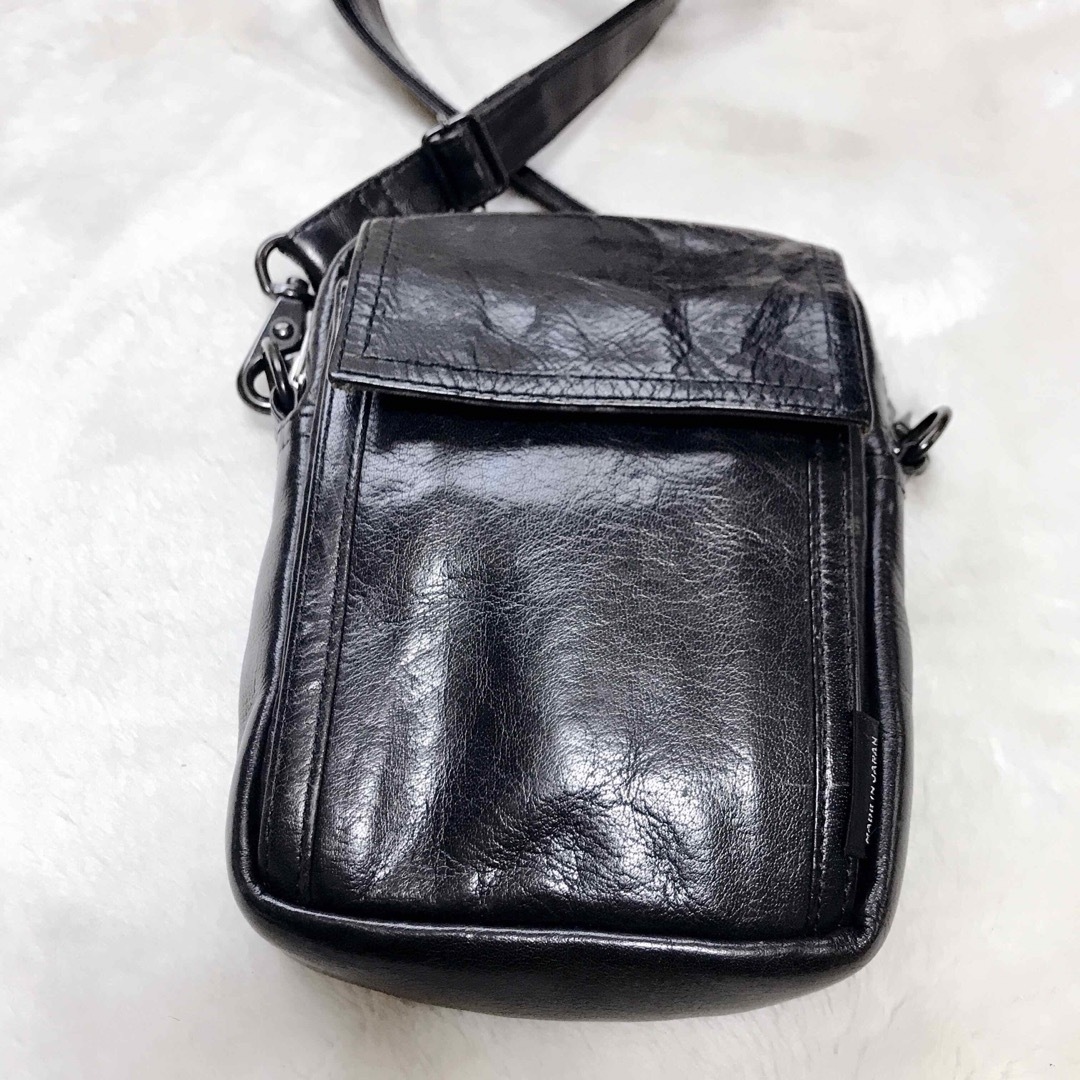 PORTER(ポーター)の美品 PORTER オールレザー ショルダーバッグ ボディバッグ ポシェット 黒 メンズのバッグ(ショルダーバッグ)の商品写真