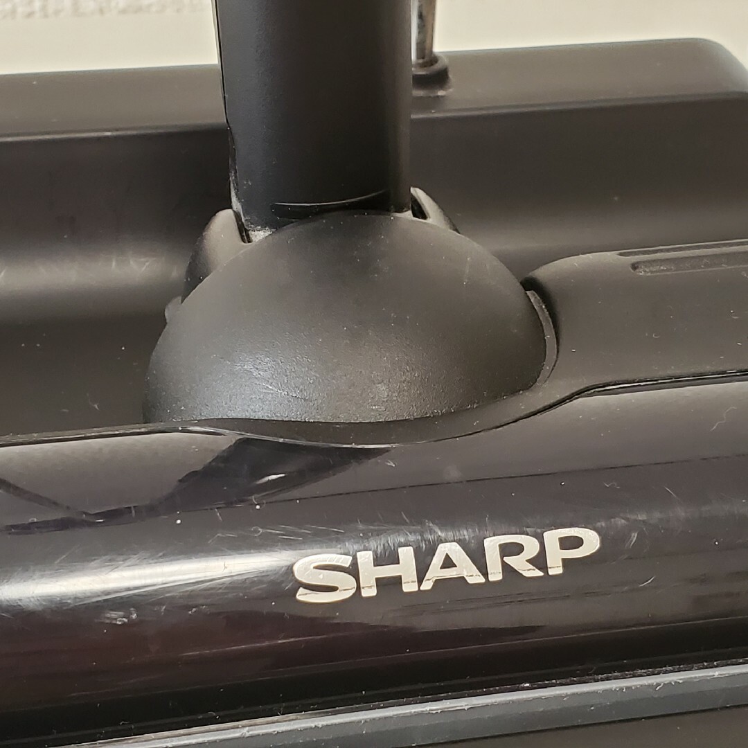 SHARP(シャープ)のSHARP コードレス掃除機 バッテリー2個付き EC-AR5X-P スマホ/家電/カメラの生活家電(掃除機)の商品写真