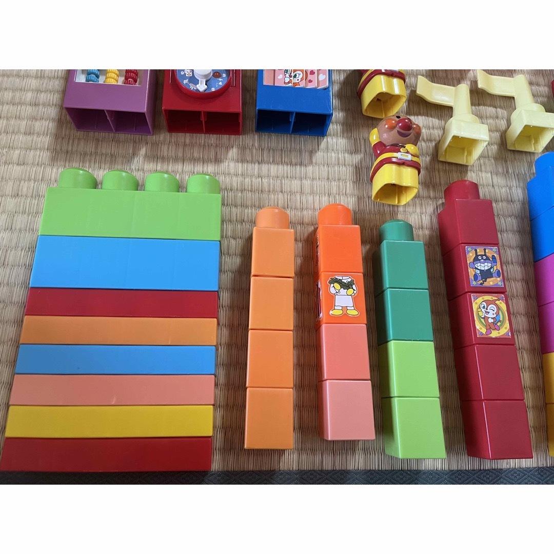 アンパンマン　ブロック73個セット キッズ/ベビー/マタニティのおもちゃ(知育玩具)の商品写真
