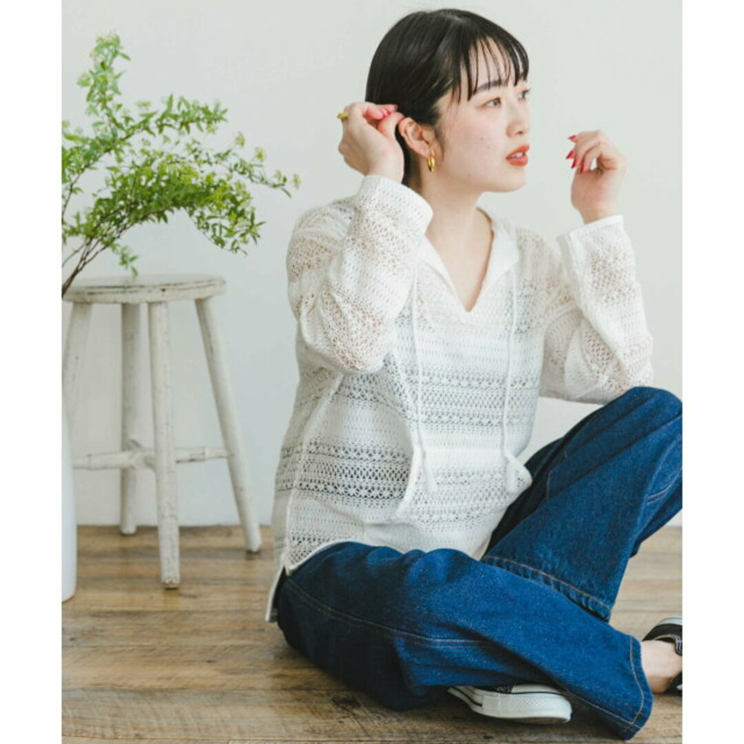 URBAN RESEARCH ITEMS(アーバンリサーチアイテムズ)の【WHT】レーススキッパープルオーバー レディースのトップス(シャツ/ブラウス(長袖/七分))の商品写真