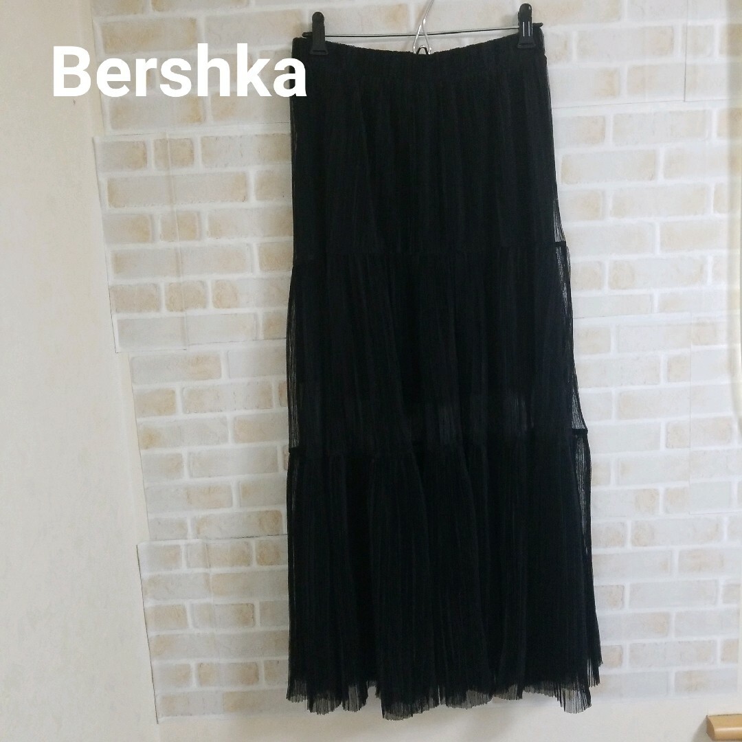 Bershka(ベルシュカ)のBershka ランダムプリーツシアーロングスカート レディースのスカート(ロングスカート)の商品写真