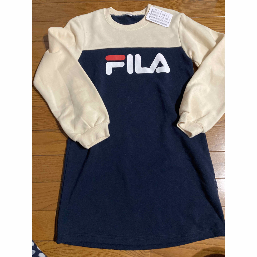 FILA トレーナー　ワンピース　150 キッズ/ベビー/マタニティのキッズ服女の子用(90cm~)(Tシャツ/カットソー)の商品写真