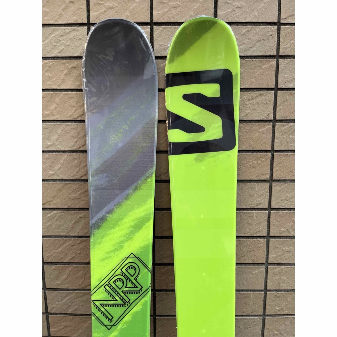 SALOMON(サロモン)のSALOMON サロモン NRP 151cm ツインチップ フリースキー スポーツ/アウトドアのスキー(板)の商品写真