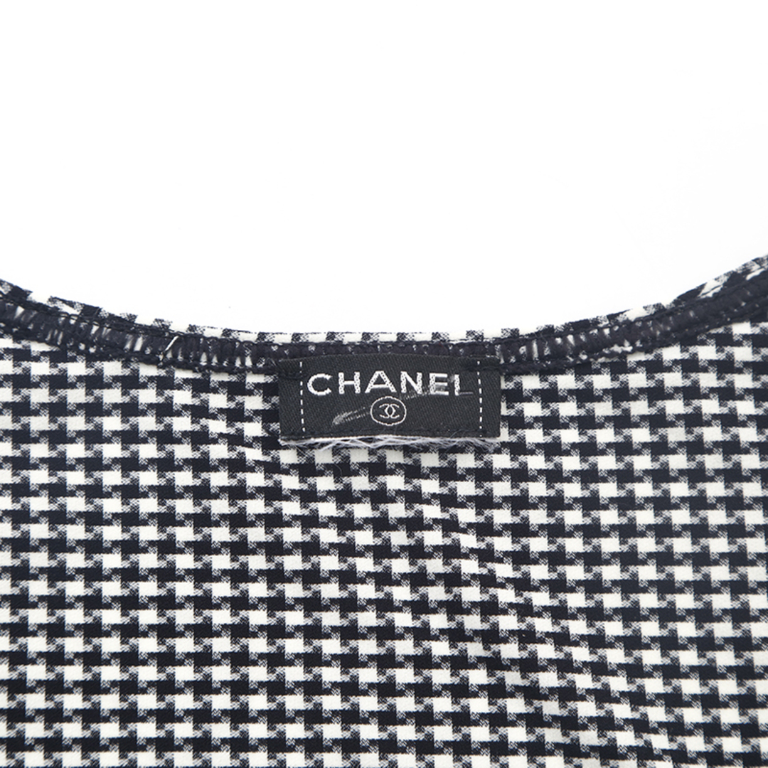 CHANEL(シャネル)のシャネル CHANEL チェック ノースリーブ トップス タンクトップ レディースのトップス(タンクトップ)の商品写真