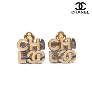 シャネル(CHANEL)のシャネル CHANEL ロゴ イヤリング(イヤリング)