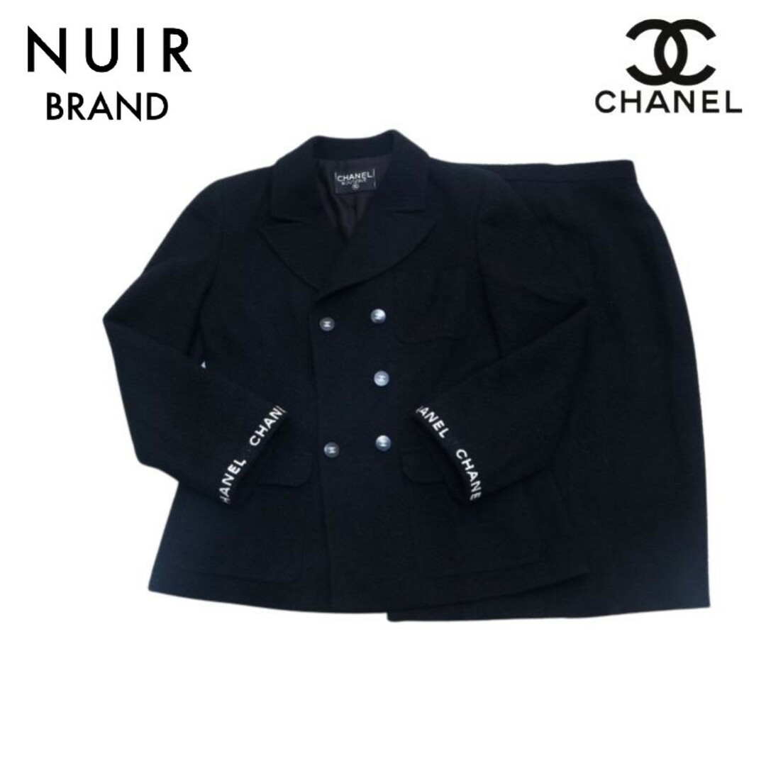 CHANEL(シャネル)のシャネル CHANEL ココボタン カシミヤ セットアップ　スーツ　ロゴ　カシミア シルク スーツ レディースのフォーマル/ドレス(スーツ)の商品写真