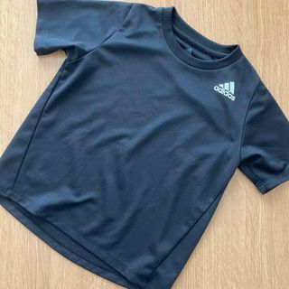 アディダス(adidas)の【美品】アディダス　半袖Tシャツ　スポーツウエア　ブラック　130(Tシャツ/カットソー)