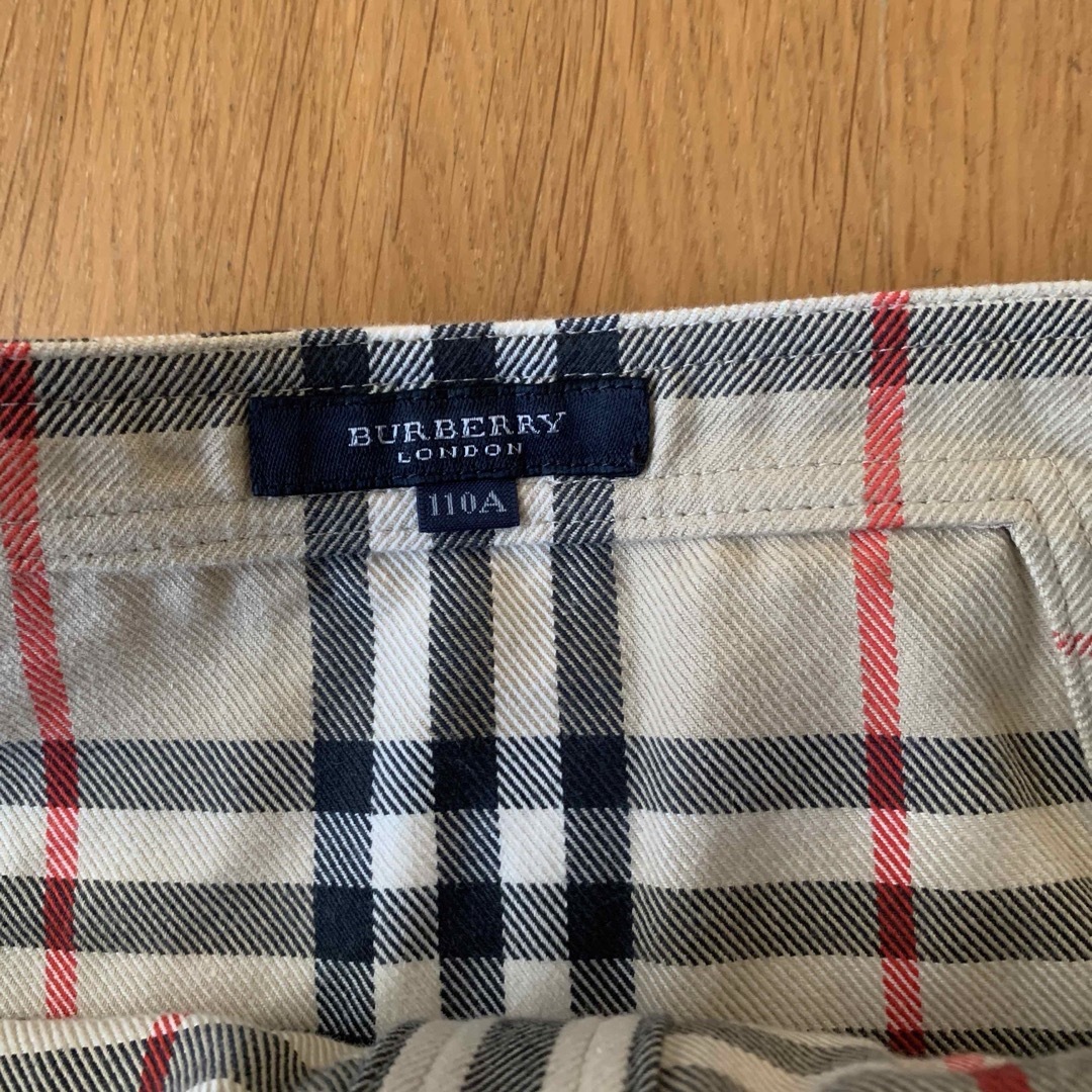 BURBERRY(バーバリー)のバーバリー キッズ/ベビー/マタニティのキッズ服女の子用(90cm~)(スカート)の商品写真