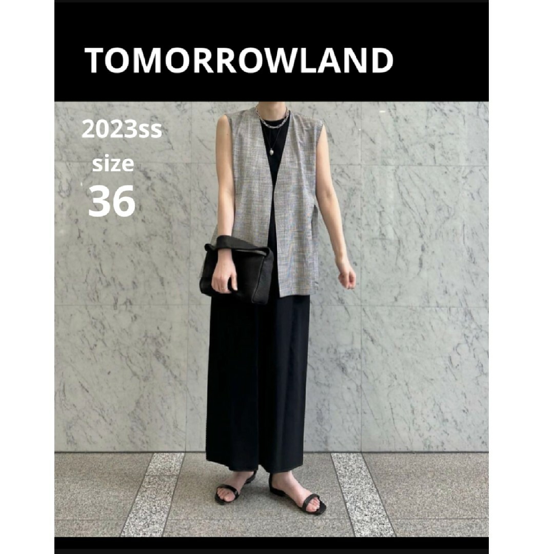 TOMORROWLAND(トゥモローランド)のTOMORROWLAND 23ss シャイニーグレンチェック ベルテッドジレ レディースのトップス(ベスト/ジレ)の商品写真