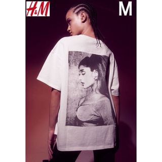 エイチアンドエム(H&M)の新品 H&M × アリアナグランデ コラボ Tシャツ M(Tシャツ(半袖/袖なし))