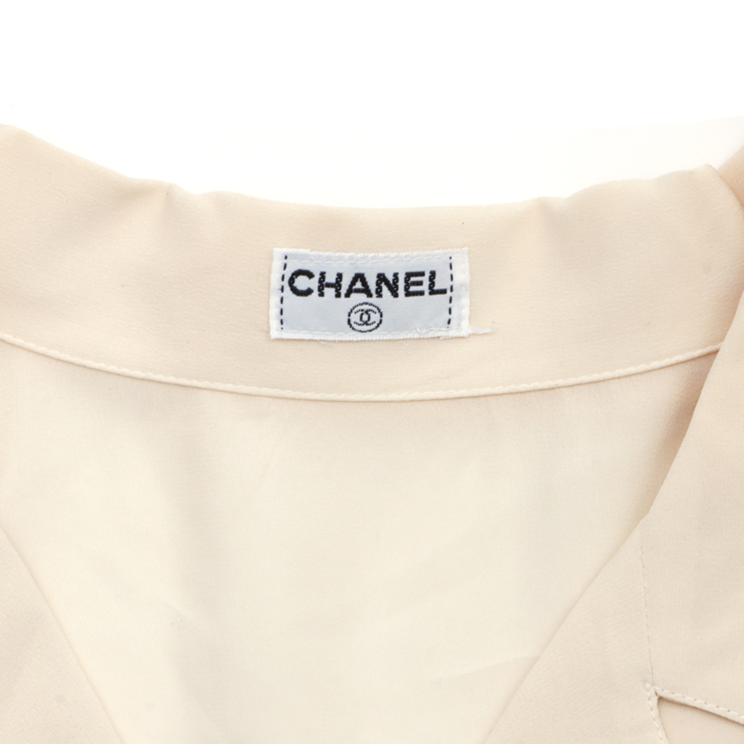 CHANEL(シャネル)のシャネル CHANEL ココボタン 袖ギャザー ブラウス レディースのトップス(シャツ/ブラウス(長袖/七分))の商品写真