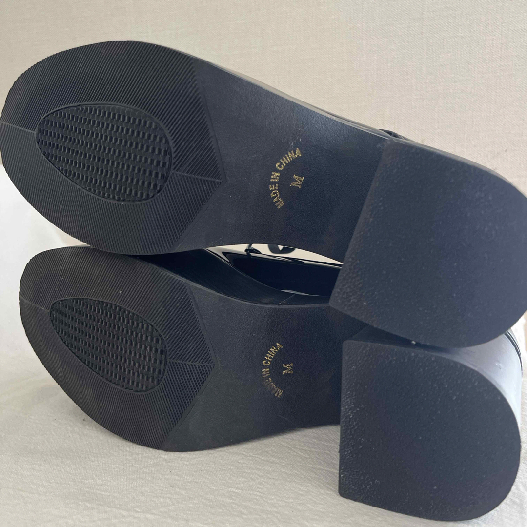 evelyn(エブリン)のevelyn   エブリン　靴　エナメル　厚底　黒　Mサイズ レディースの靴/シューズ(ハイヒール/パンプス)の商品写真