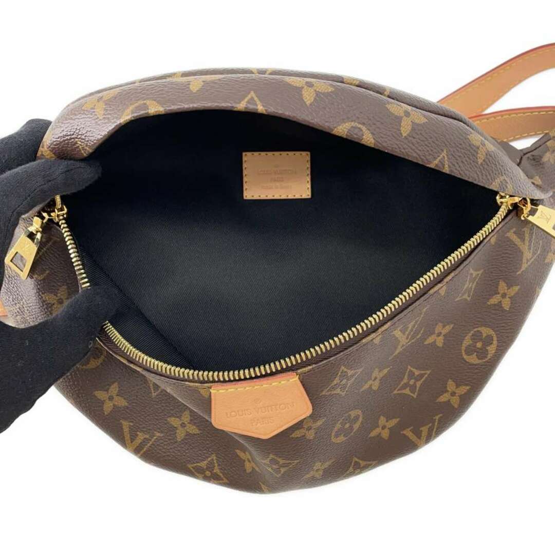 LOUIS VUITTON(ルイヴィトン)のルイヴィトン ボディバッグ モノグラム バムバッグ M43644 LOUIS VUITTON ヴィトン ウエストポーチ ショルダー ブラック 黒 メンズのバッグ(ボディーバッグ)の商品写真