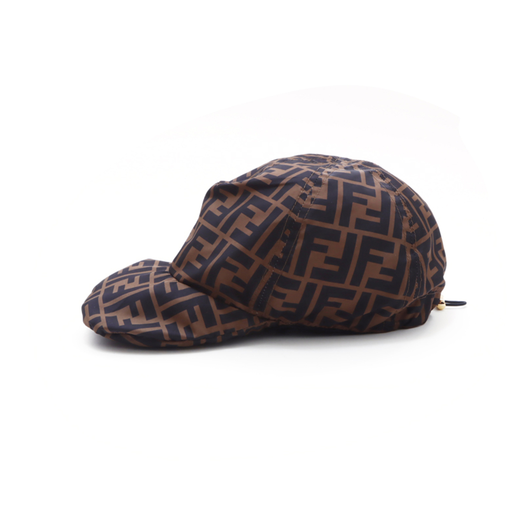 FENDI(フェンディ)のフェンディ FENDI ズッカ キャップ レディースの帽子(キャップ)の商品写真