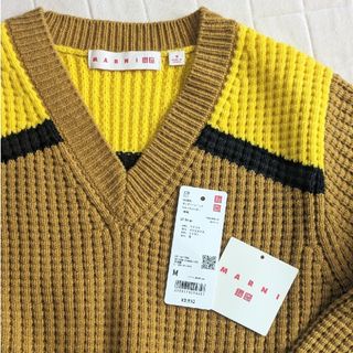 ユニクロ(UNIQLO)のユニクロ マルニ ポップコーンニット ベージュ イエロー M 新品同様(ニット/セーター)