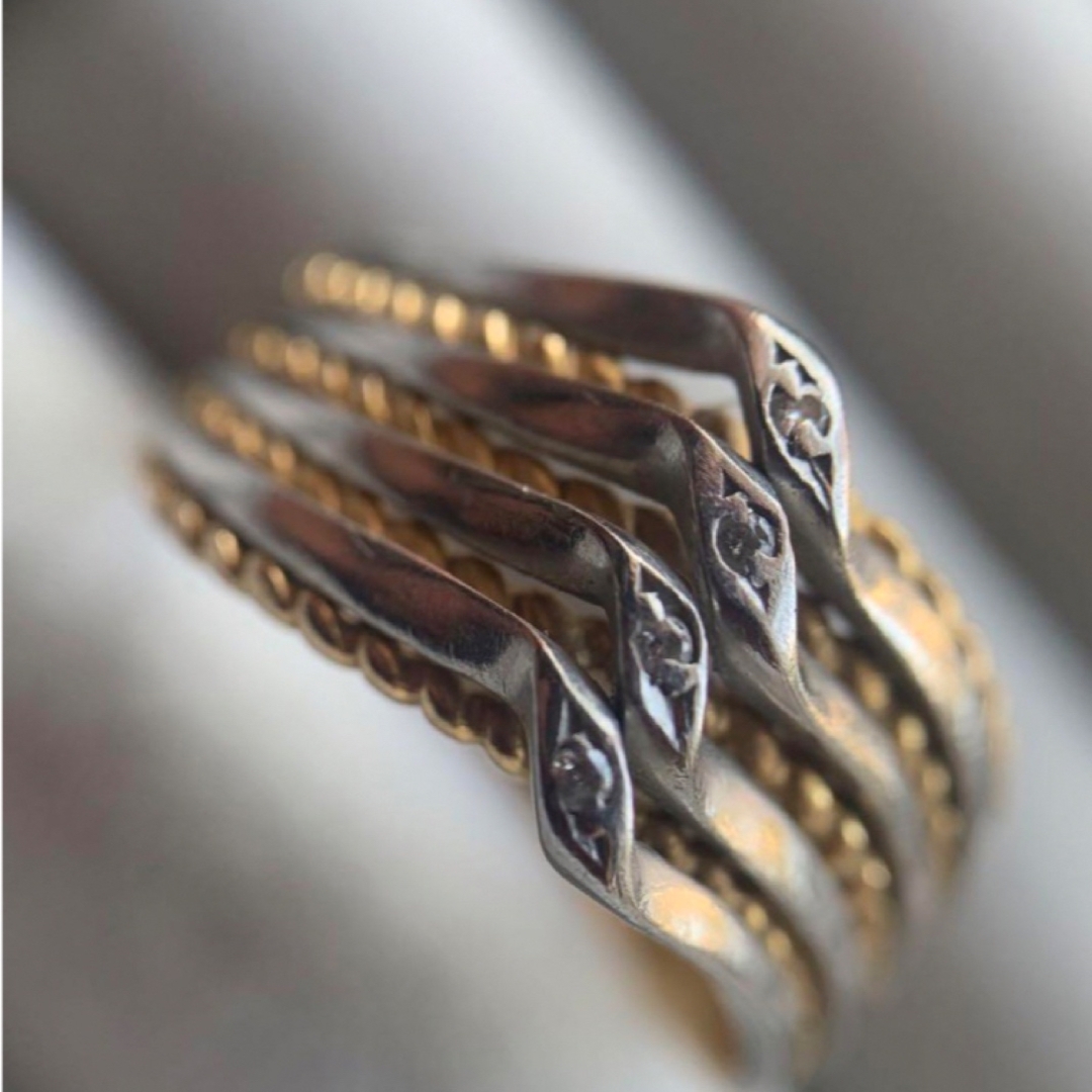 ちゃちゃこ様専用デザインリング  K18  プラチナ　ダイヤモンドリング レディースのアクセサリー(リング(指輪))の商品写真