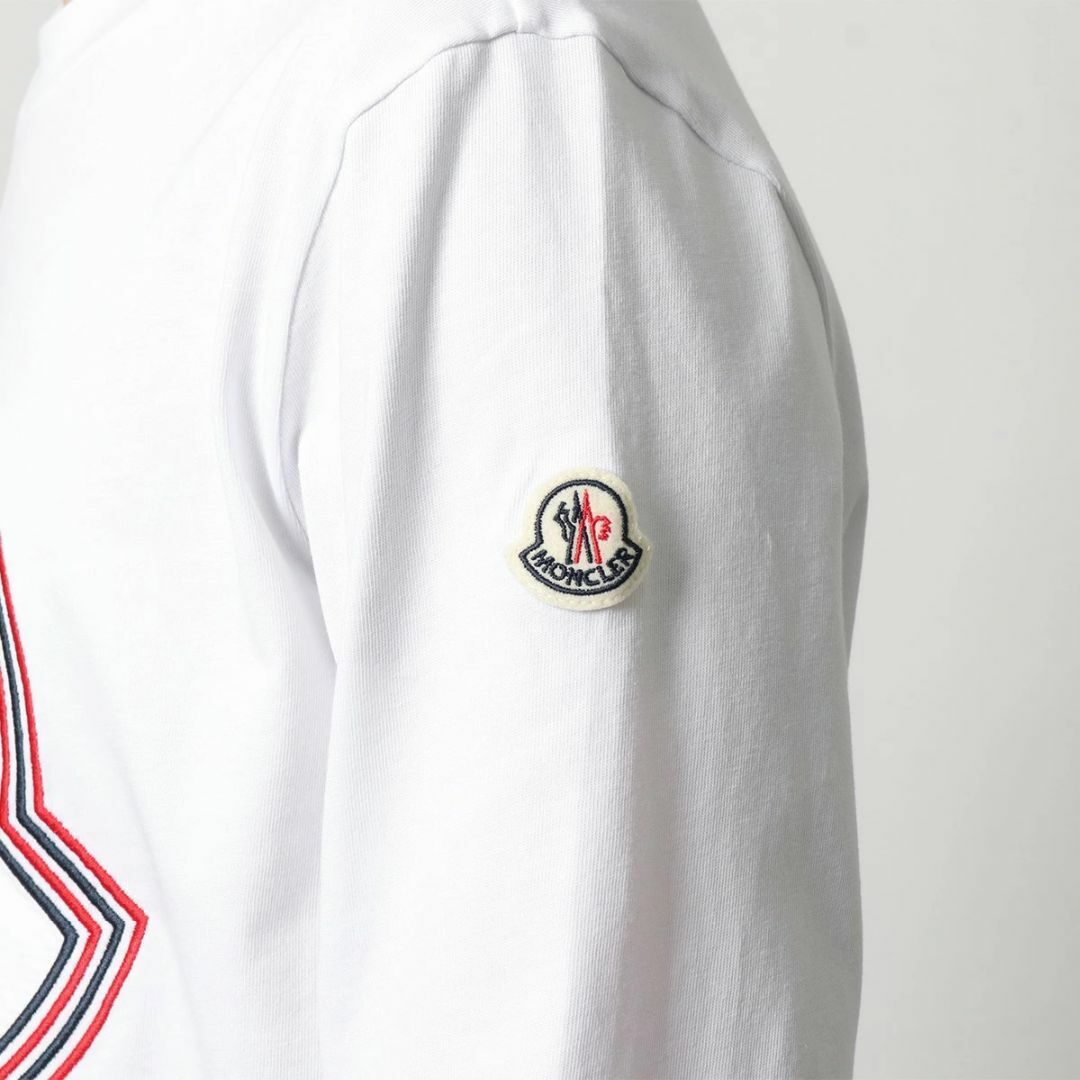 MONCLER(モンクレール)の送料無料 27 MONCLER モンクレール 8D00005 8390T ホワイト クルーネック 長袖 Tシャツ カットソー size L メンズのトップス(Tシャツ/カットソー(七分/長袖))の商品写真