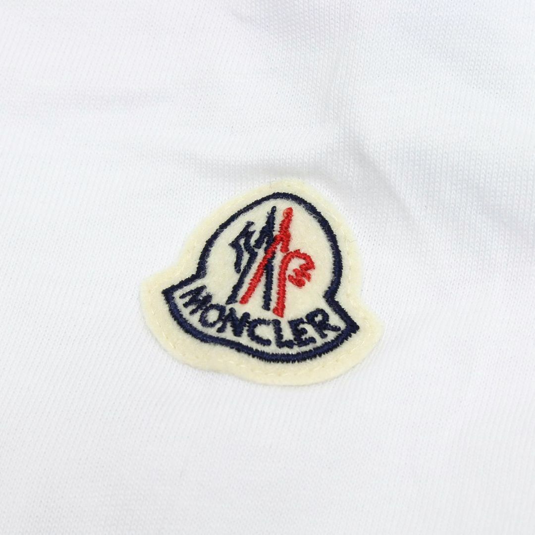 MONCLER(モンクレール)の送料無料 27 MONCLER モンクレール 8D00005 8390T ホワイト クルーネック 長袖 Tシャツ カットソー size L メンズのトップス(Tシャツ/カットソー(七分/長袖))の商品写真