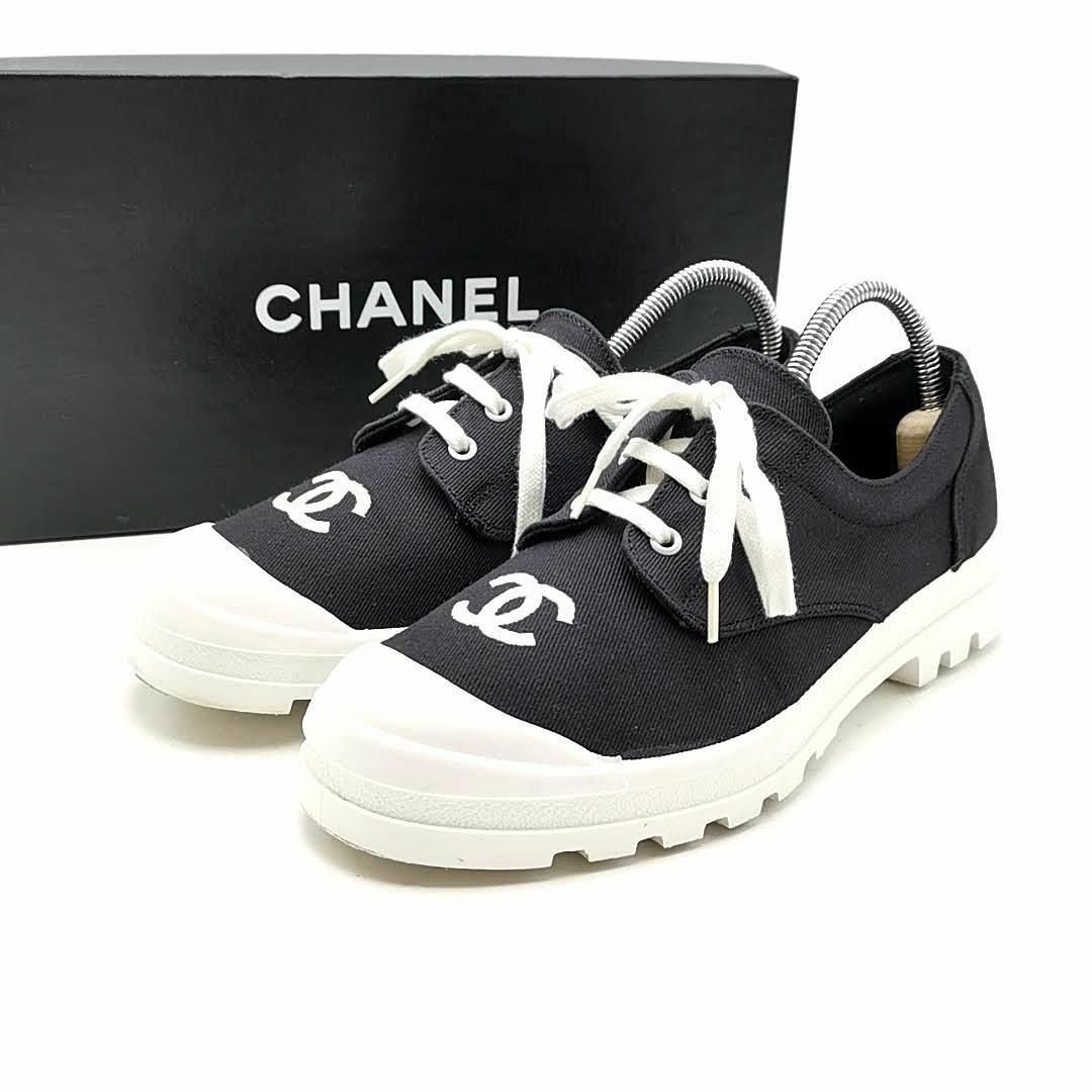 CHANEL(シャネル)のシャネル CHANEL スニーカー ココマーク 仏製 03-24030508 レディースの靴/シューズ(スニーカー)の商品写真