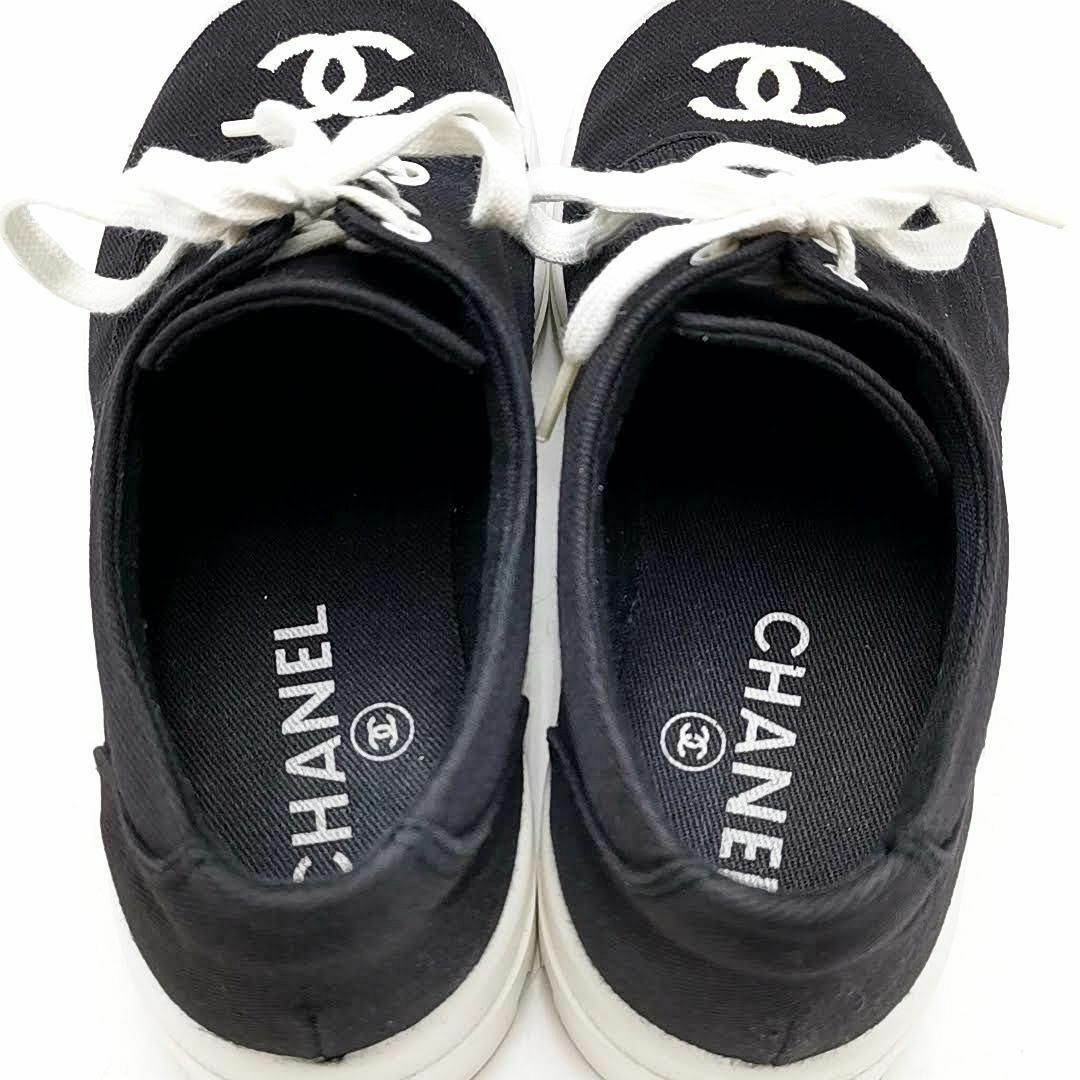 CHANEL(シャネル)のシャネル CHANEL スニーカー ココマーク 仏製 03-24030508 レディースの靴/シューズ(スニーカー)の商品写真