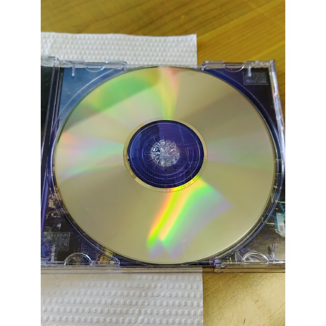 オアシス　スタンディング・オン・ザ・ショルダー・オブ・ジャイアンツ　洋楽　CD エンタメ/ホビーのCD(ポップス/ロック(洋楽))の商品写真