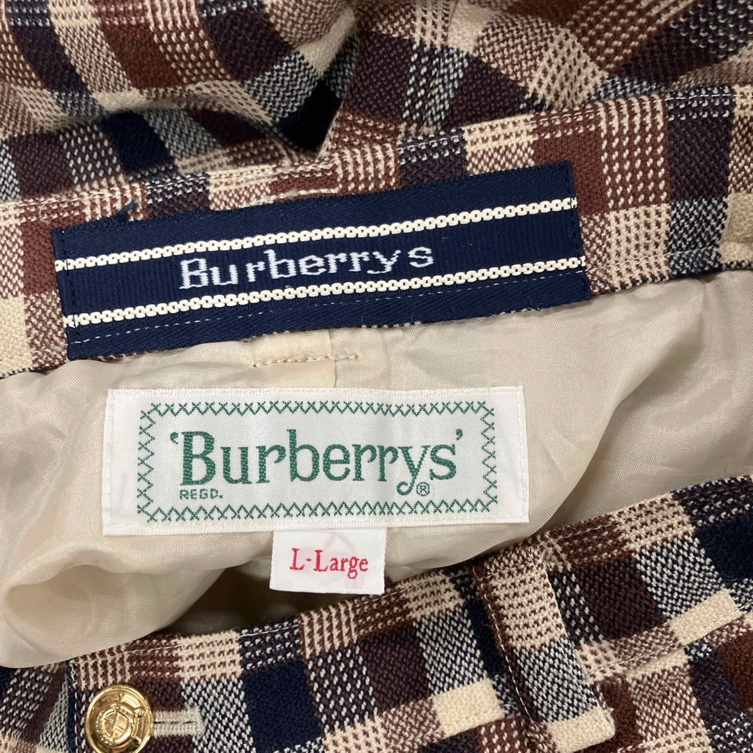 BURBERRY(バーバリー)のヴィンテージ　Burberrys チェック　ショートパンツ　ショーツ　日本製 レディースのパンツ(ショートパンツ)の商品写真