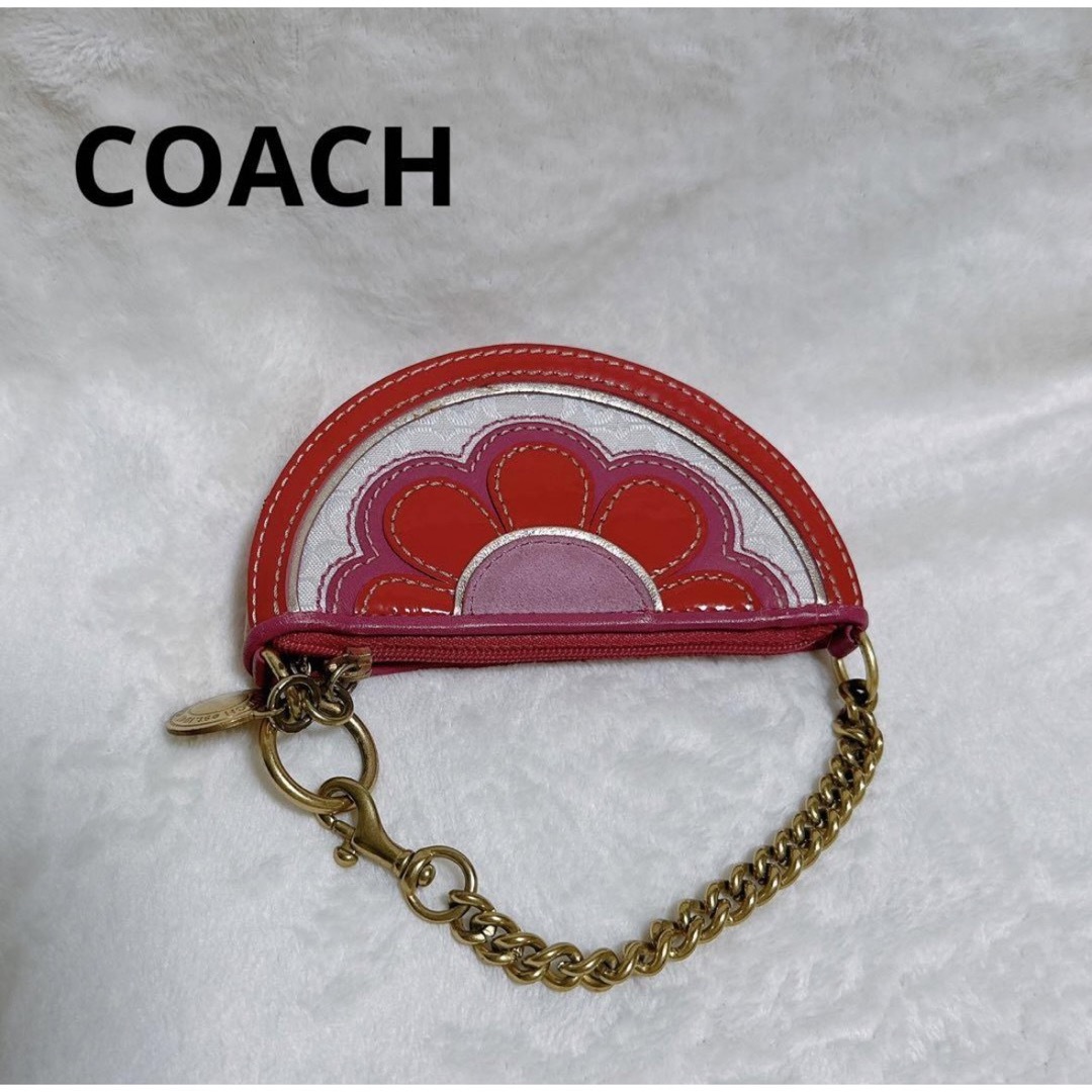 COACH(コーチ)のコーチ　ヴィンテージ  フラワー パワージップチェーンストラップ ハーフムーン レディースのファッション小物(コインケース)の商品写真