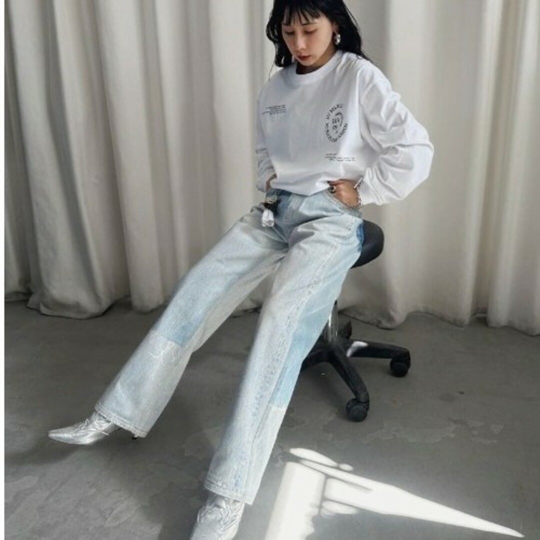 Ameri VINTAGE(アメリヴィンテージ)のAmeriVINTAGE TROMPE L′OEIL DENIM PANTS レディースのパンツ(デニム/ジーンズ)の商品写真