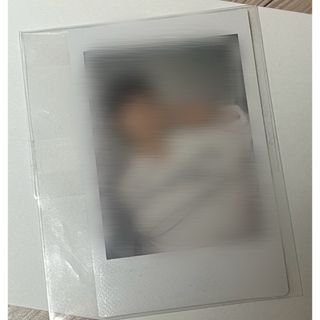 ザボーイズ(THE BOYZ)のTHE BOYZ キュー 直筆サイン入りポラロイド(アイドルグッズ)