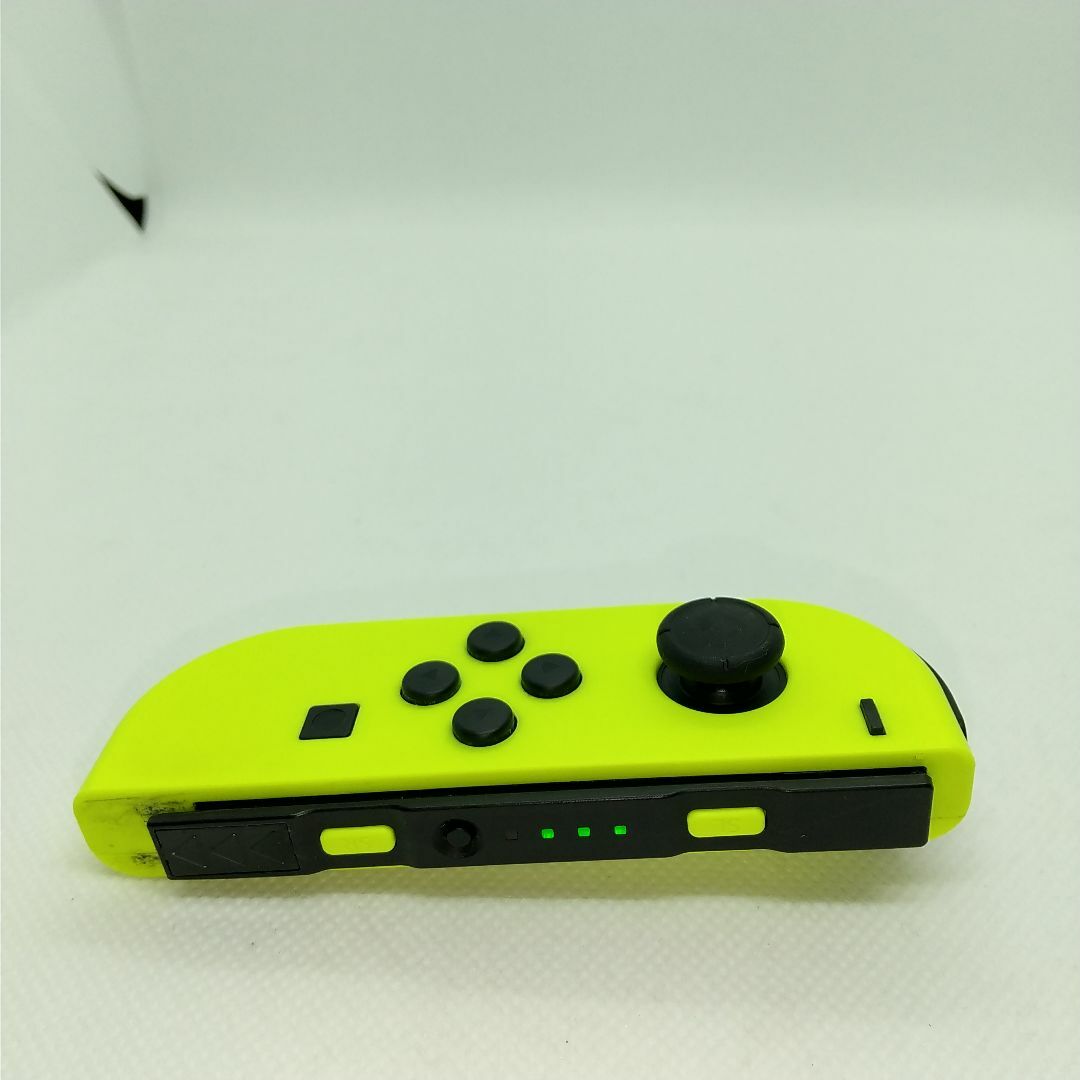 Nintendo Switch(ニンテンドースイッチ)の【希少】①Switch ジョイコン　ネオンイエロー左のみ(L)【任天堂純正品】黄 エンタメ/ホビーのゲームソフト/ゲーム機本体(家庭用ゲーム機本体)の商品写真