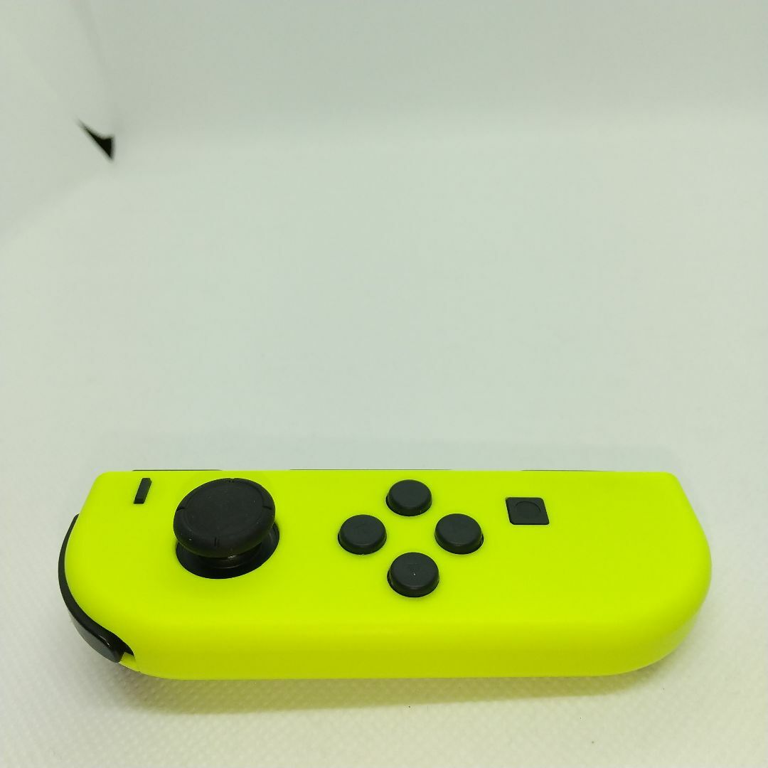 Nintendo Switch(ニンテンドースイッチ)の【希少】①Switch ジョイコン　ネオンイエロー左のみ(L)【任天堂純正品】黄 エンタメ/ホビーのゲームソフト/ゲーム機本体(家庭用ゲーム機本体)の商品写真