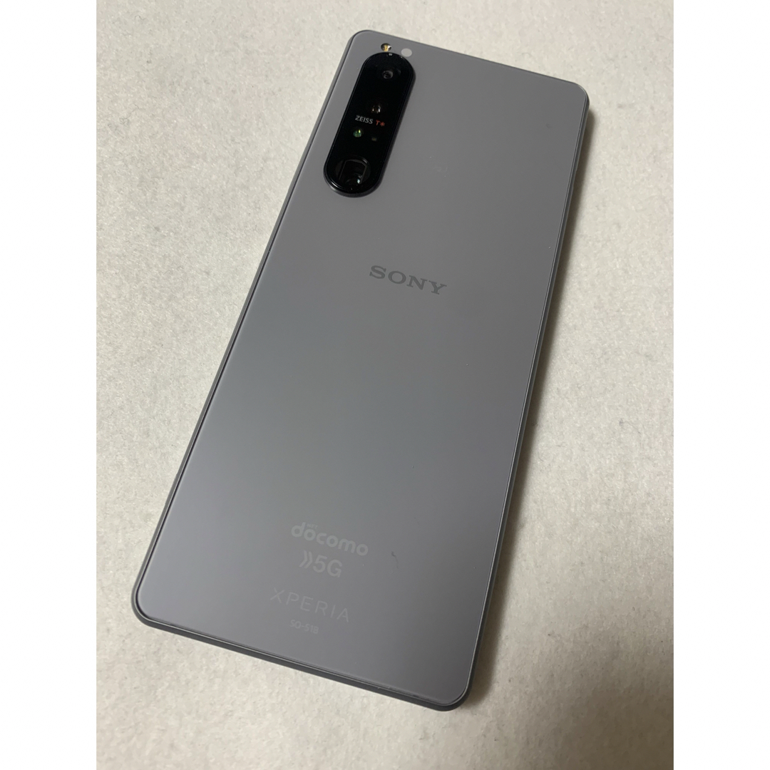 超美品　simフリー　ソニー　XPERIA 1 III SO-51B スマホ/家電/カメラのスマートフォン/携帯電話(スマートフォン本体)の商品写真