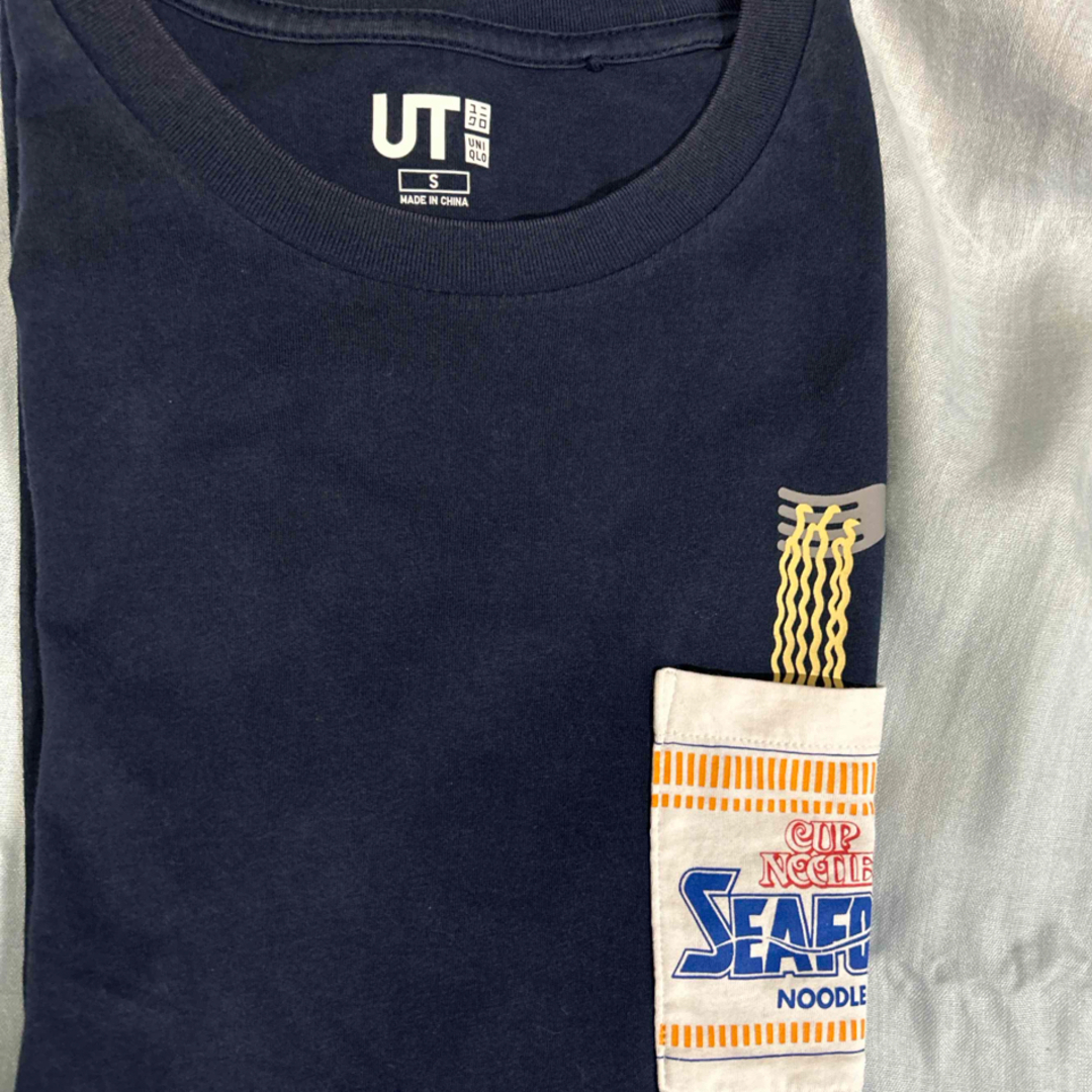 UNIQLO カップヌードルコラボ　Tシャツ メンズのトップス(Tシャツ/カットソー(半袖/袖なし))の商品写真