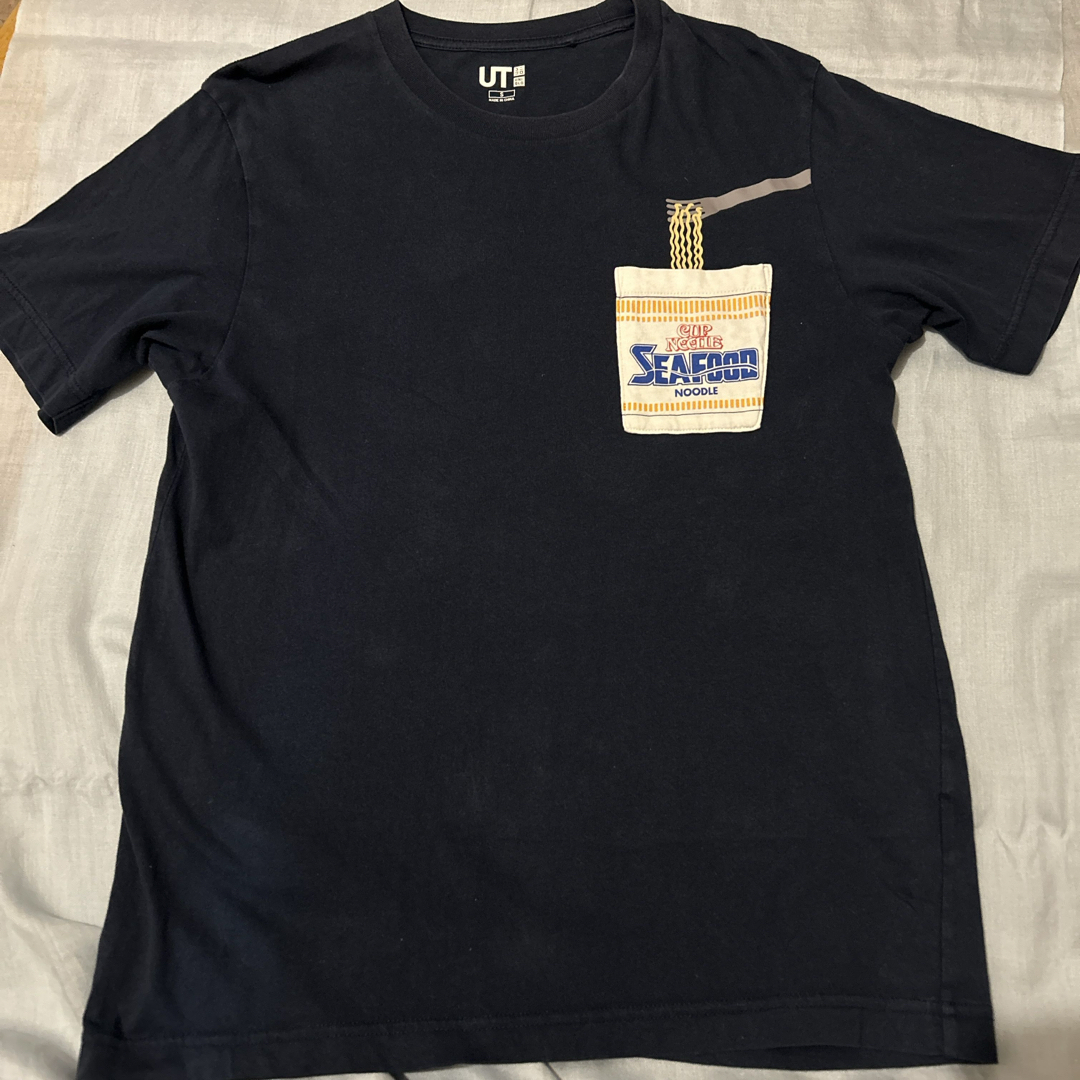 UNIQLO カップヌードルコラボ　Tシャツ メンズのトップス(Tシャツ/カットソー(半袖/袖なし))の商品写真