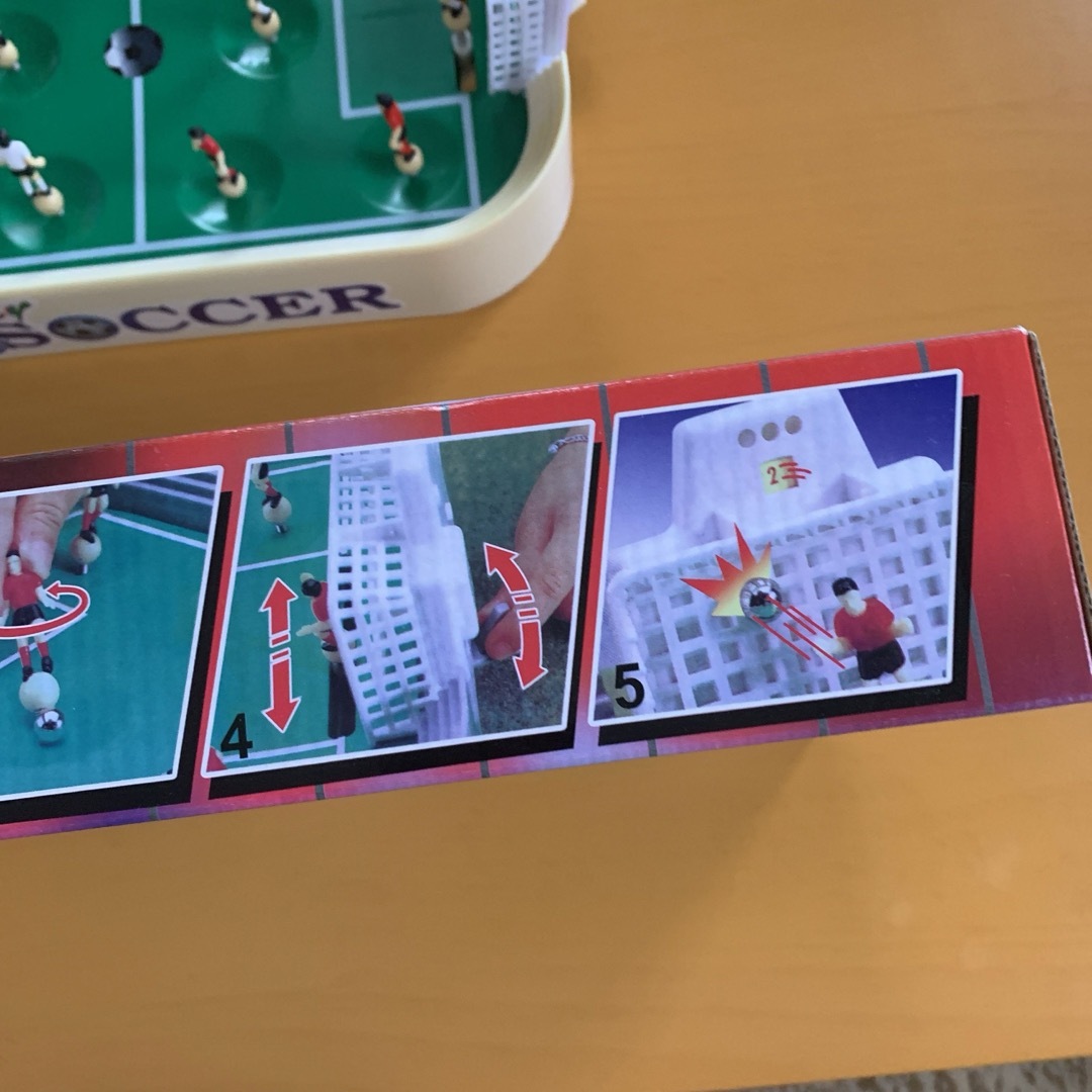 サッカーゲームボード エンタメ/ホビーのテーブルゲーム/ホビー(野球/サッカーゲーム)の商品写真