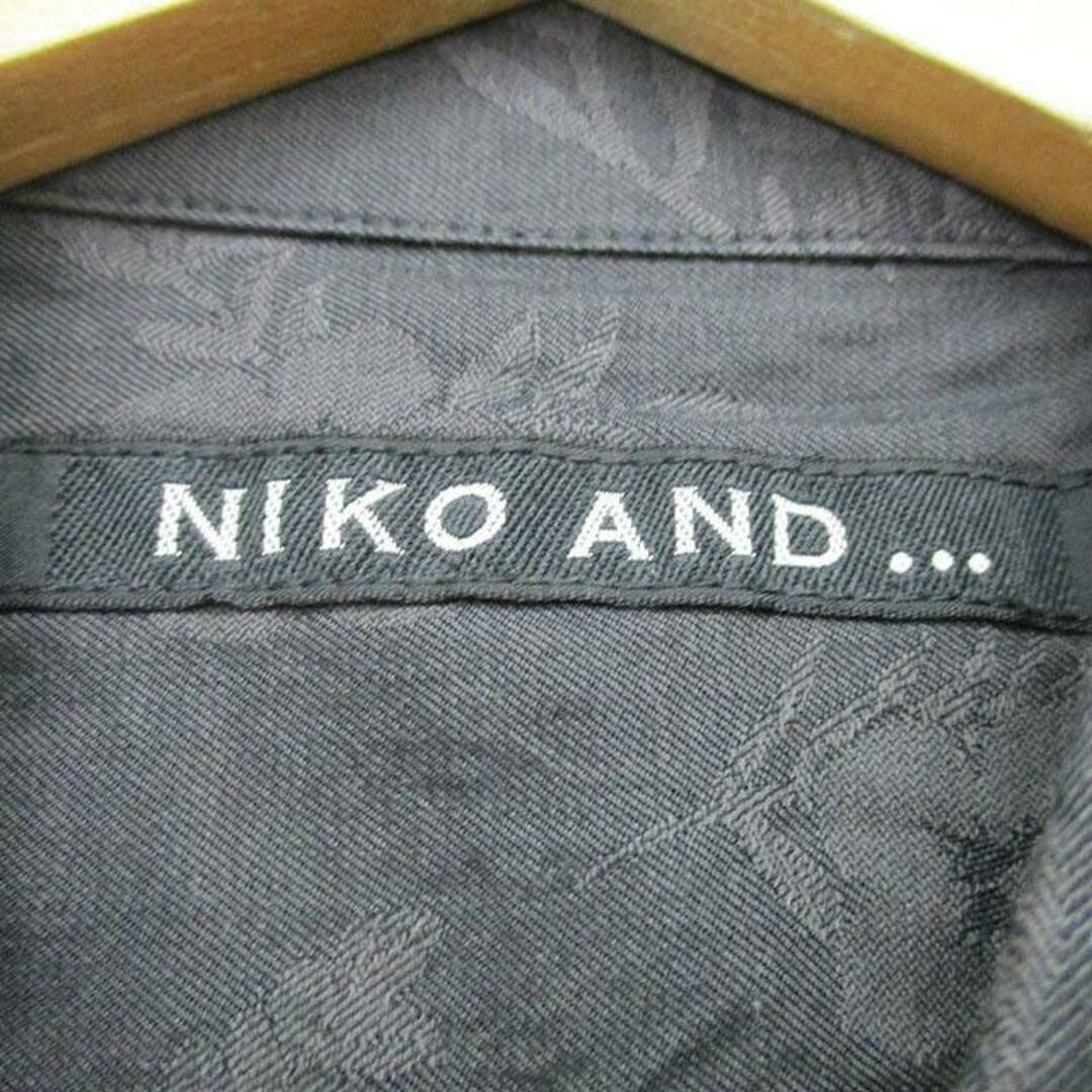 niko and...(ニコアンド)のニコアンド Niko and.. シャツ 半袖 胸ポケット コットン 花柄 3 メンズのトップス(シャツ)の商品写真