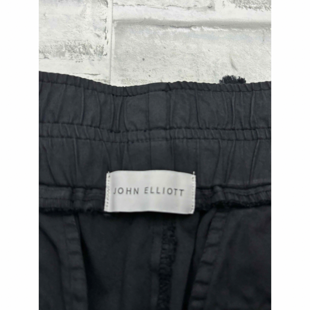 JOHN ELLIOTT+CO(ジョンエリオット)のJOHN ELLIOTT ジョンエリオット　カーゴパンツ メンズのパンツ(ワークパンツ/カーゴパンツ)の商品写真