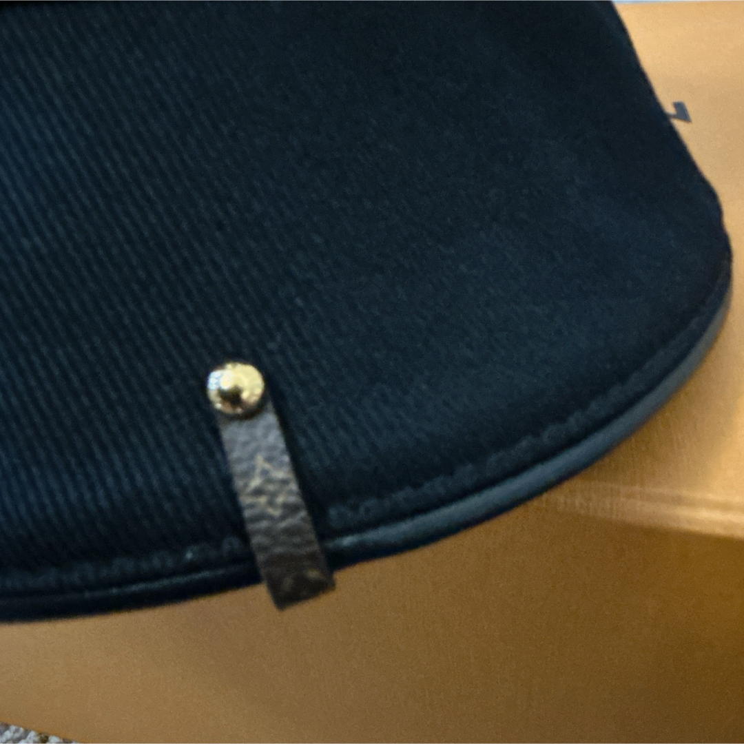 LOUIS VUITTON(ルイヴィトン)のルイヴィトン　バケットハット　LVシティー　サイズM メンズの帽子(ハット)の商品写真