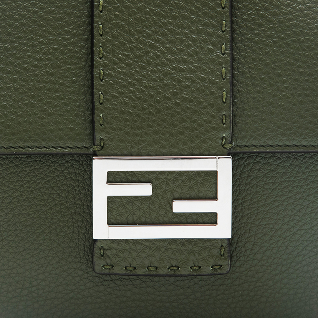 FENDI(フェンディ)のフェンディ FENDI フラットバケット ミディアム ショルダーバッグ レディースのバッグ(ショルダーバッグ)の商品写真