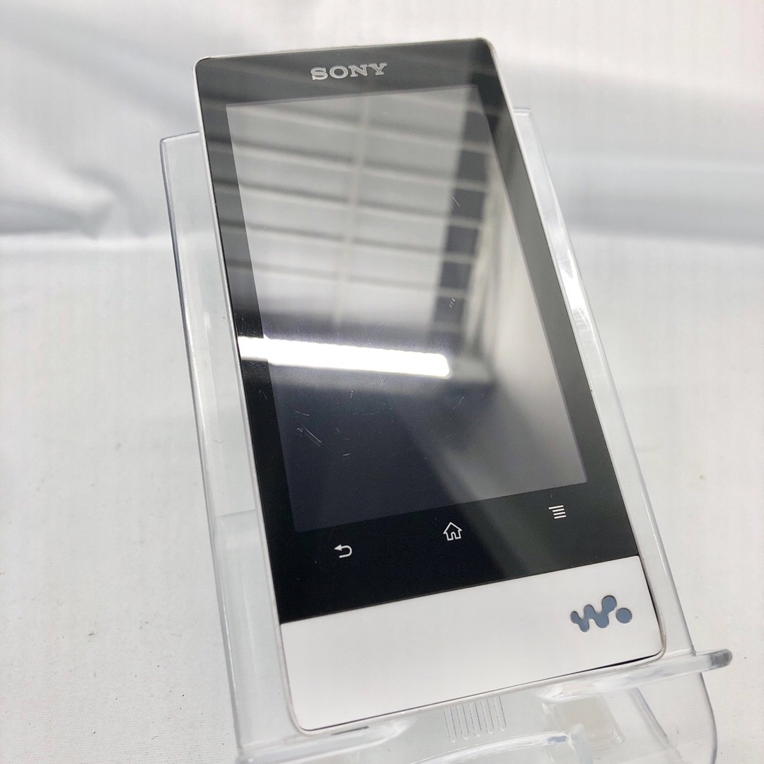 WALKMAN(ウォークマン)のSONY ウォークマン Fシリーズ 16GB ホワイト NW-F805/W スマホ/家電/カメラのオーディオ機器(ポータブルプレーヤー)の商品写真