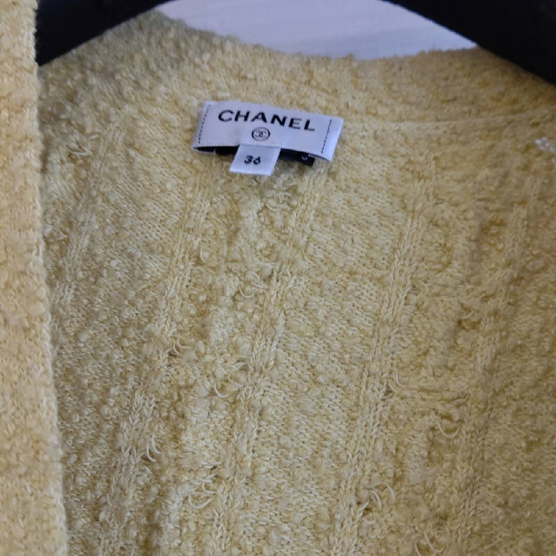 CHANEL(シャネル)のCHANEL🤍きほちゃん着用カーディガン🤍ワンピース💛新品未使用 レディースのトップス(カーディガン)の商品写真